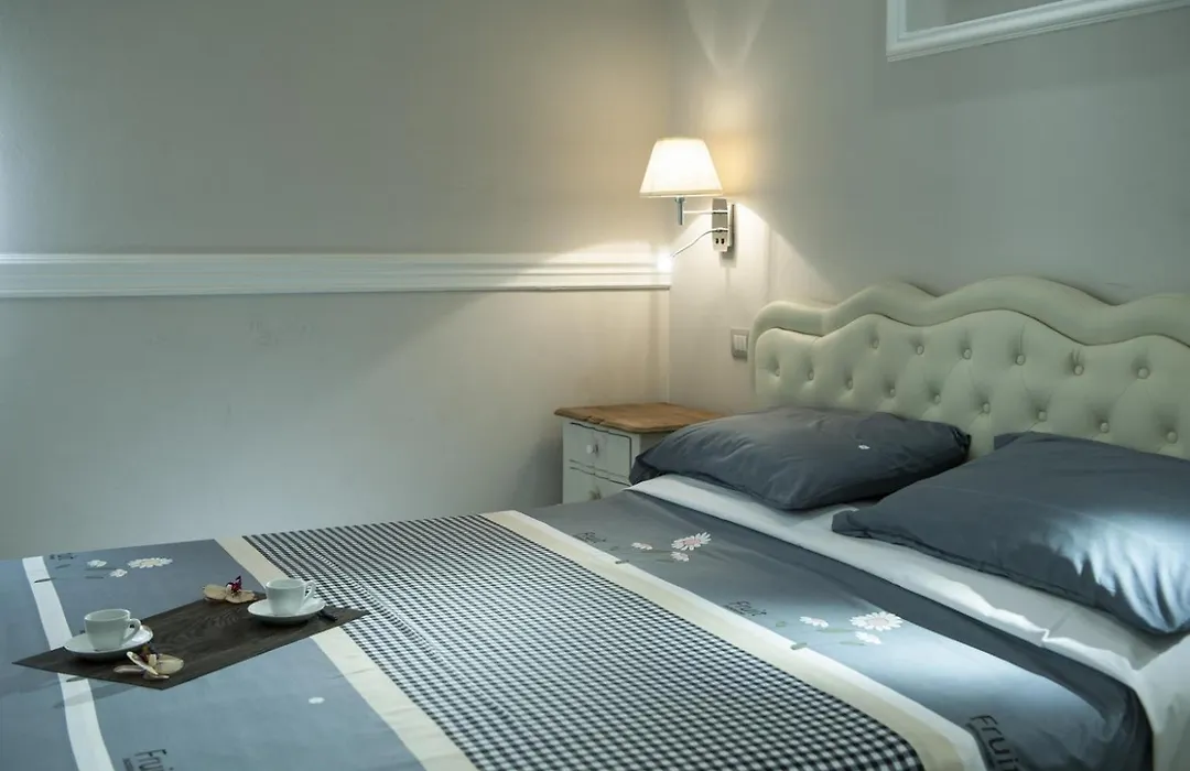 Leoni By Monteverdi Apartments-1