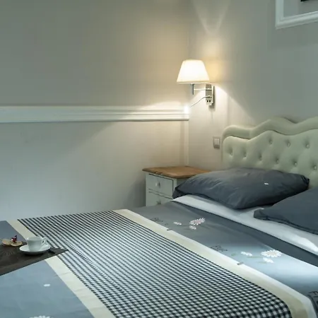 Leoni By Monteverdi Apartments-3